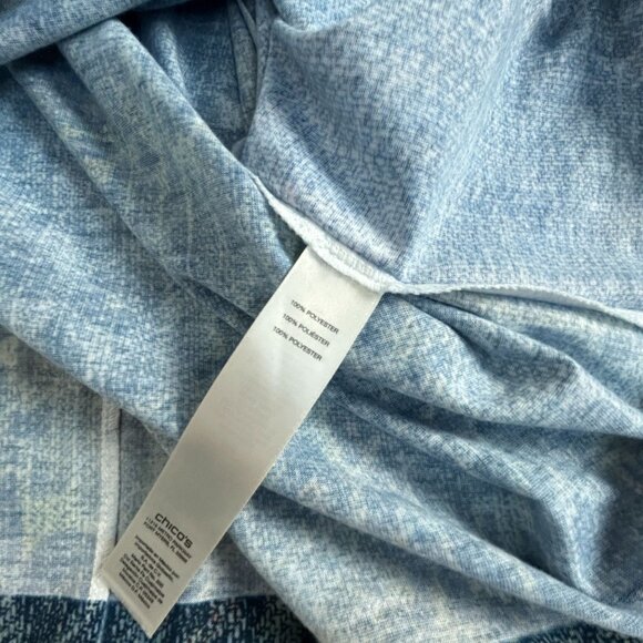 Chico’s Womens Albany Crochet Studded Shoulder Top Size 1 Blue Cheetah Casual - Picture 4 of 8